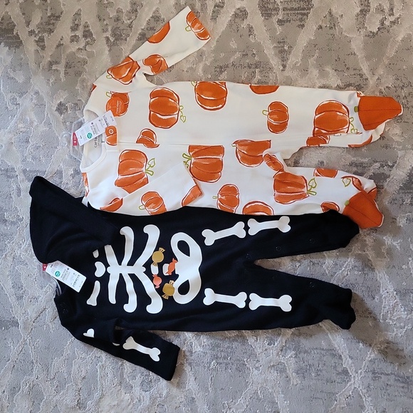 Halloween jammies - Picture 1 of 3